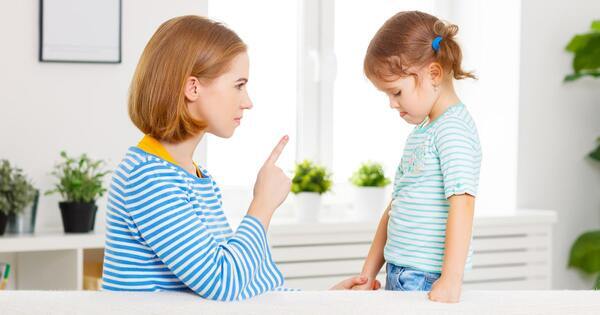 子どもの自己肯定感が低下する「ダブルバインド」。“条件付きの愛” は危険です