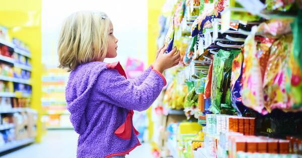 子どもの自己肯定感が低下する「ダブルバインド」。“条件付きの愛” は危険です