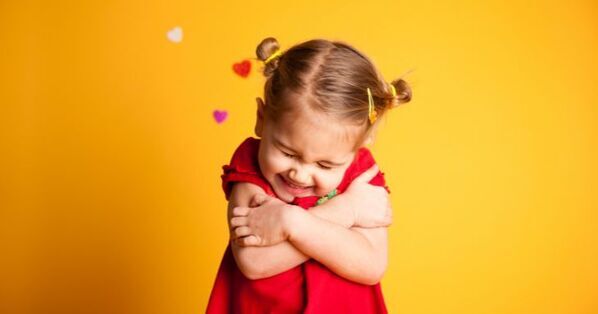 しっかり「甘えさせ」できてる？　0歳から9歳までの「甘えさせ」完全ガイド