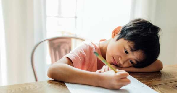 鉛筆の「持ち方」と「筆圧」に要注意！　入学後の学力を左右する意外な理由を小学校教師が解説