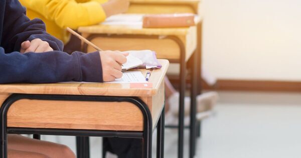 公立中高一貫校ってどんなところ？ 公立中高一貫校に向いている子の特徴5選【現役塾講師が解説】