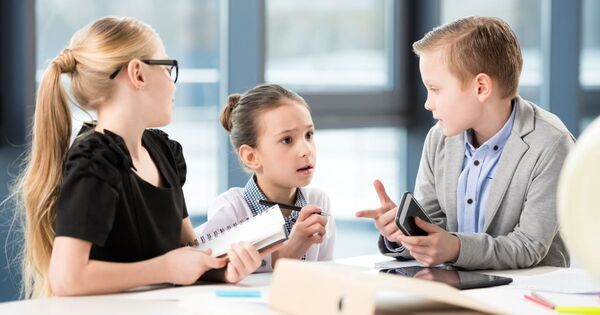 【ENTP】アイデア豊富でひらめき上手な子ども！「ひらめき冒険家さん」性格や特徴、育て方は？｜MBTI性格タイプ