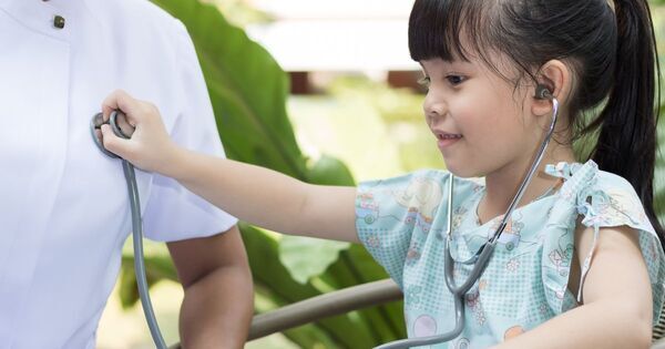 【INFJ】思いやり深くて感受性豊かな子ども！「こころの案内人さん」の性格や特徴、育て方は？｜MBTI性格タイプ