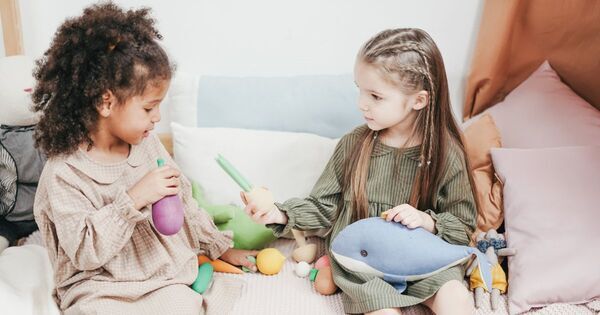 【INFJ】思いやり深くて感受性豊かな子ども！「こころの案内人さん」の性格や特徴、育て方は？｜MBTI性格タイプ