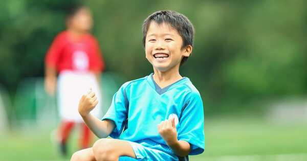 「すごいね」は逆効果！？　専門家6人が明かす【子どもが伸びるほめ方｜完全ガイド】