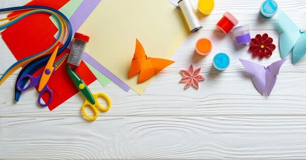 小学生の子どもの『仲間はずれ』はいじめ？　見極めるポイントと親の対応法｜低学年・中学年