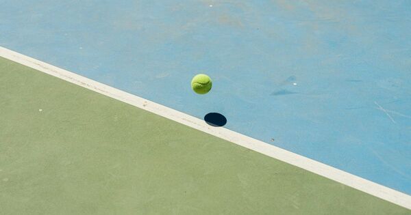 「どうして太陽とお月さまは空に浮いているの？」【親子で学ぶ 科学の話】