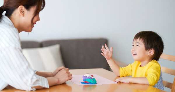 頭のいい子の親は「こそあど言葉」を使わない。語彙力が伸びる会話の特徴