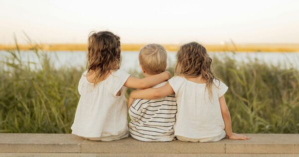 子どもから「戦争ってなんで起こるの？」と聞かれたら──家庭でできる「平和を育てる教育」