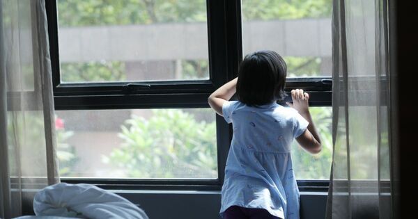 【不登校34万人】小中学生が出す “心のSOS” ──親が気づくサインとは？