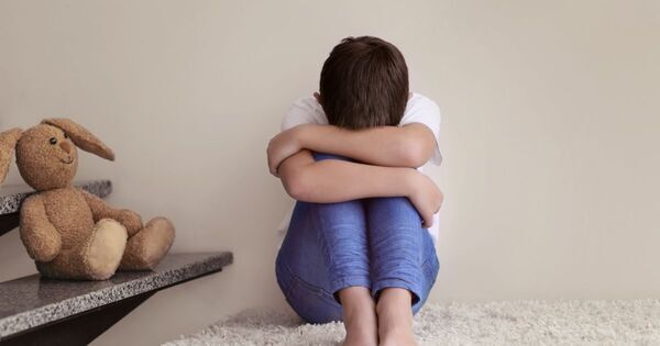 冬休み明け「学校行きたくない」と言われて固まった朝。専門家に聞いた “焦らない” 登校支援4ステップ