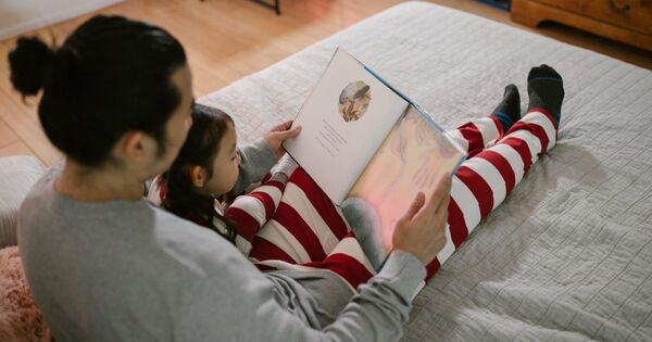 子どもをハグしていますか？　1日10秒で「心と脳」が育つ、親子スキンシップの科学