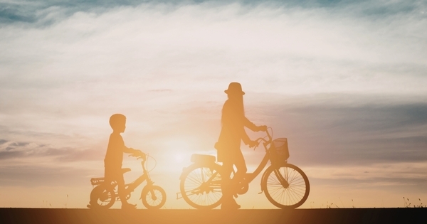 「比べないで」と言いながら比べてしまう親へ。｜”比較”の正しい使い方