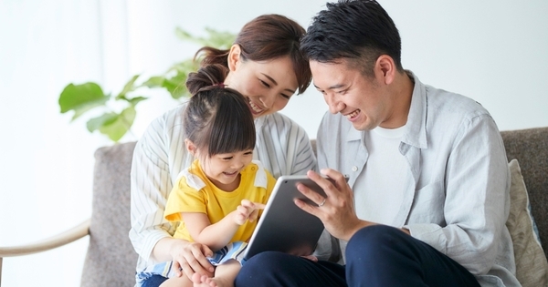 子どもの写真・動画が増えすぎた！整理の仕方と「記憶に残る」残し方