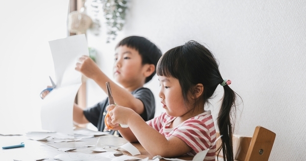 子どもにとって大切な「体験」は、特別なイベントのことばかりじゃない。研究が示した、「小さな体験」のたいせつさ