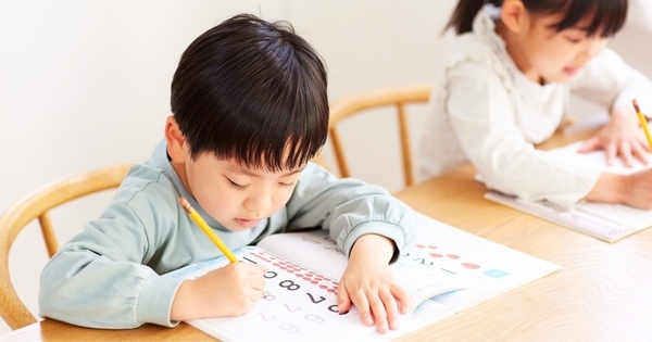 「ていねいに書きなさい」が届かない理由。ノートが汚い子の頭のなかで起きていること