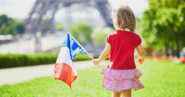 フランス流「子どもの自立」── ママの時間が増える、手を出しすぎない子育て術