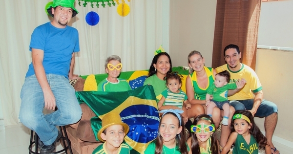 【W杯対戦国】ブラジルって、どんな国？「楽しむ子」がいちばん伸びる、「ジョガボニート」と子育ての話