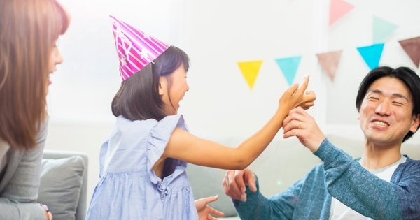 ザッカーバーグが娘のために顔にラメを入れた理由。子どもの「好き」への応援の話
