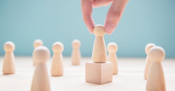 「10歳までにたっぷり愛された記憶」が一生を支える——ハーバード大学の研究が示す、たったひとつの答え