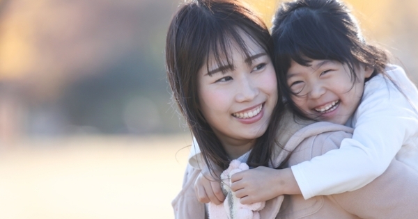 「夏の思い出」が9月の登校エネルギーに変わる。心理学が教える“話したくなる仕掛け”とは