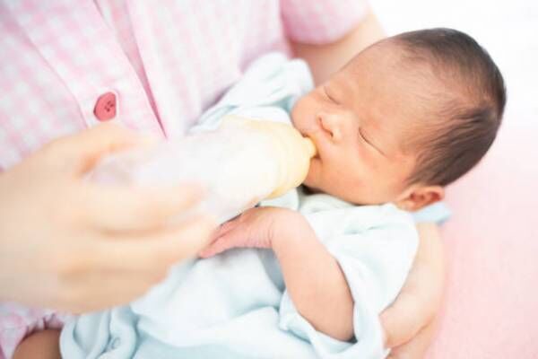 助産師解説 新生児 沐浴後の授乳は必要 タイミングは 白湯が必要 年6月2日 ウーマンエキサイト 1 2