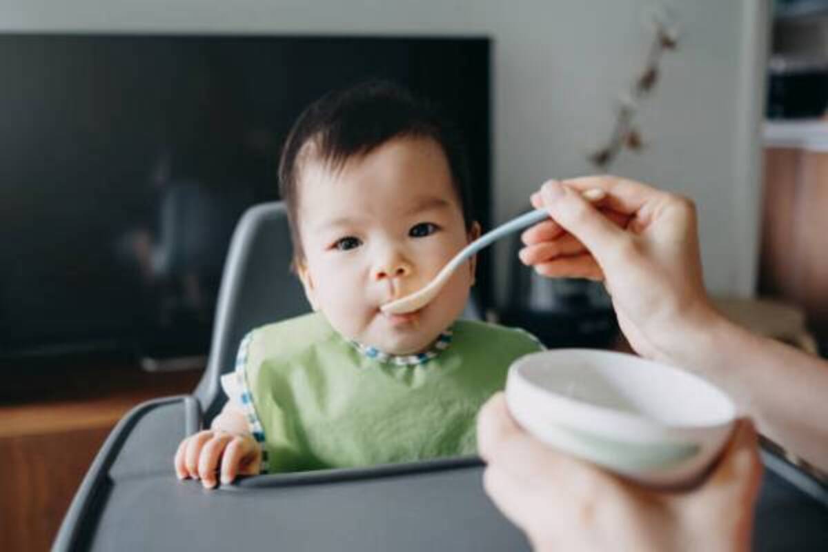 専門家監修 生後6ヶ月の離乳食はどう進める 2回食にはいつ進める 年6月21日 ウーマンエキサイト 1 3