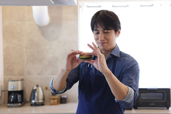 三児パパ俳優・高橋光臣さんがハマったスイーツの世界！「お菓子作りは小さな成功体験を積ませてあげられる」