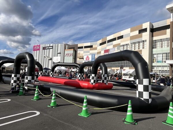 お台場でサーキット体験ができる！キッズは5分走行2,000円→1,000円で1時間乗り放題や学割も使える！春の新サービススタート