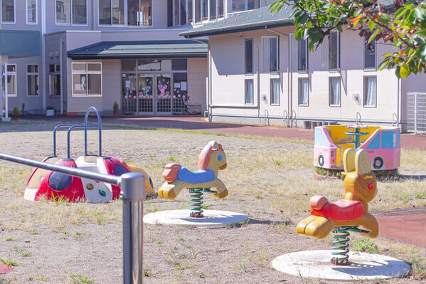 子どもがパニック状態のとき、大人はどうすべき？ 自閉症の作家が経験から語る