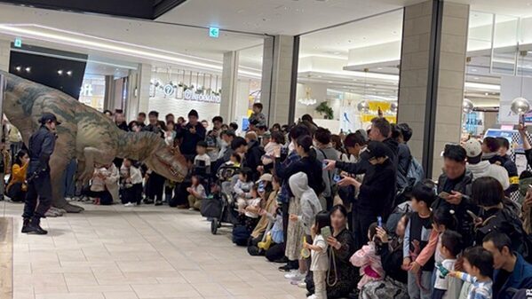 有明に恐竜がくる～ティラノサウルスレースやふわふわ遊具♪GW期間中の特別イベント！『ありあけ恐竜ガーデン』開催