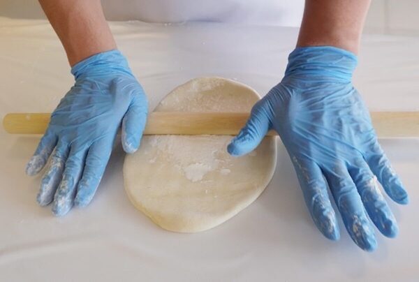 【大阪の魅力を発信！】「自家製麺　杵屋」が大阪・関西万博で「うどん打ち教室」開催