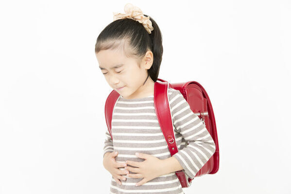 「まだトイレ？」「よかったね」学校へ行こうとするとお腹が痛くなる子どもへの声かけ、望ましいのはどっち？