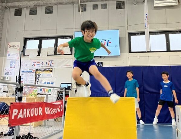【15名限定】絶対楽しい！ 話題のスポーツ・パルクールでおにごっこ体験