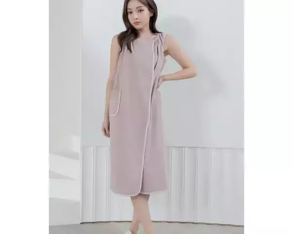 ワンオペ育児のお風呂上がりに。タオルとワンピースがひとつになった万能アイテム「3wayラップタオルワンピース」が発売