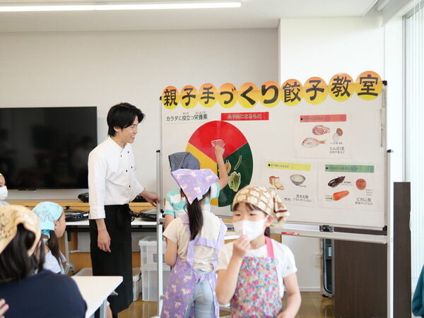 「お店の餃子みたい」と息子が大歓喜！ 参加費無料もうれしすぎる【モランボン】親子手づくり餃子教室（東京・府中市）