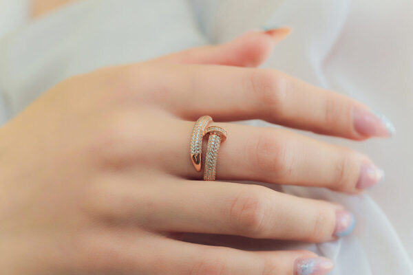 若くして亡くなった母が「ママが死ぬまで絶対いや！ 死んでも持っていきたい！」と言うほど大事にしていた指輪を形見にもらったら