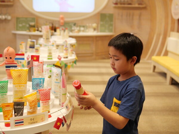 【マヨネーズの試食が楽しい！】キユーピーの見学施設「マヨテラス」は食べて遊べて学べる無料スポット