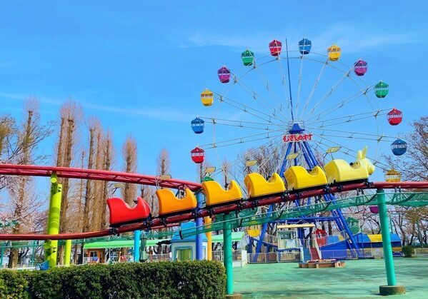 【最大半額】子育て支援カードでお得に！緑の中のファミリーランドむさしの村で「2025子育て応援特別優待デー」を開催