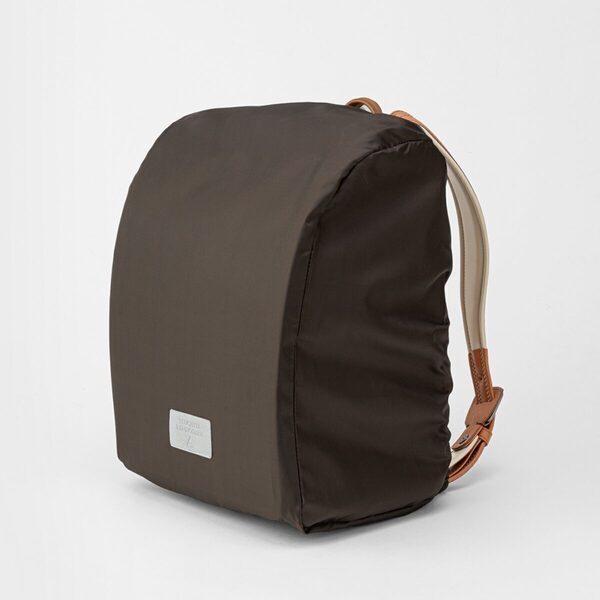 知らなかった！メーカー推奨の「ランドセル」のお手入れ方法。放っておくとカビの原因にも……