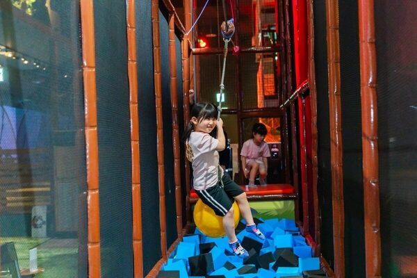 【中四国最大級】の全天候型キッズパークに巨大迷路「キスケ砦」再び！『KIT PLAY』に新エリア「キット砦」オープン