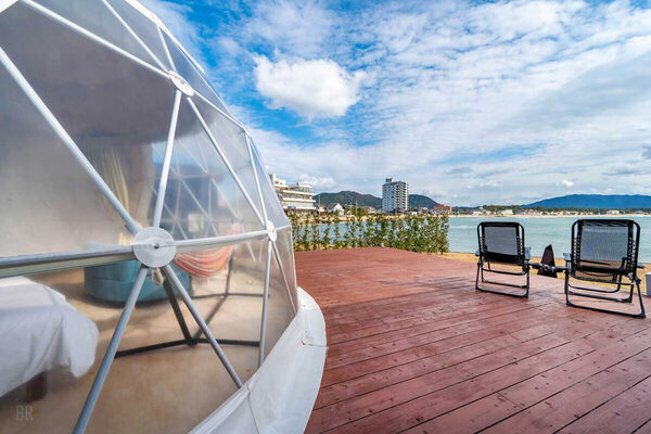 今年の夏はおトクにグランピング！子ども無料プランもある「サマーセール特集」公開