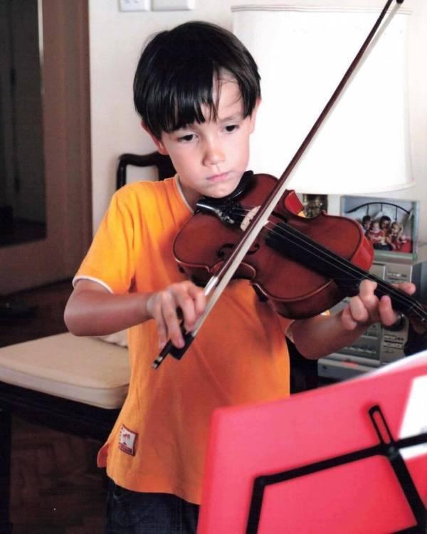 息子が中2でYouTuberに！ 海外で四男二女を産み育てた母も人気YouTuberになった今、尊敬していること