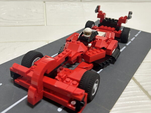 ド迫力に親子でふるえた！ 日本の公道で開催される電気自動車のF1「フォーミュラE」観戦記