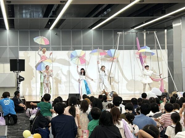 商社勤務からサーカスマスターへ転身。子ども記者が直撃！ 優しくて本格的な「ふわふわサーカス」驚きの誕生秘話