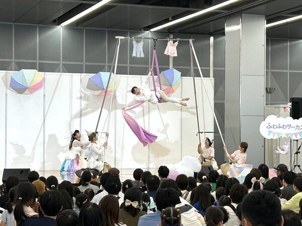 商社勤務からサーカスマスターへ転身。子ども記者が直撃！ 優しくて本格的な「ふわふわサーカス」驚きの誕生秘話