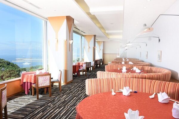 【注目】ホテルでカクテル作り！バーテンダー体験や洋食シェフも…親子で学べる“夏の職業体験”開催！