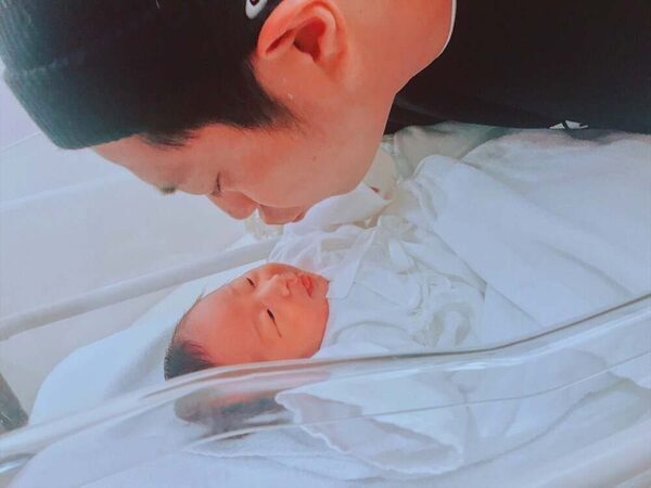 パンサー尾形さんの立ち会い出産、まさかの飲みものを買ってきて妻「マジありえない」