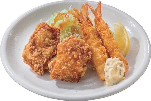 キター！【ガスト】33周年記念で「33%OFF 特別クーポン」配信スタート！アプリで人気10品がめっちゃお得