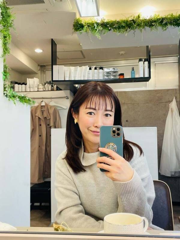 46歳で第二子妊娠・杉崎美香アナ、お腹ふっくら妊婦コーデを披露「2度目の妊娠は、お腹がふっくらするのがとても早かった」